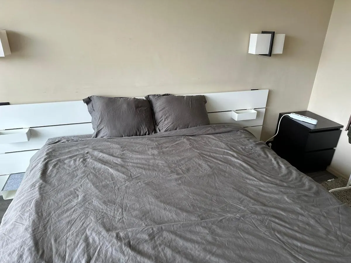 Clam，Grand Apartment In Uccle Brussels 0*,  Belgium